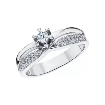 Серебряное кольцо с фианитами