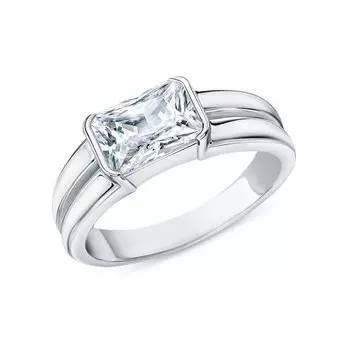 Серебряное кольцо с фианитами