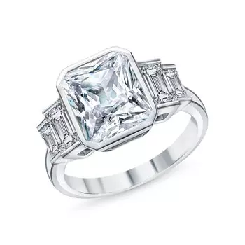 Серебряное кольцо с фианитами