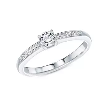 Серебряное кольцо с фианитами