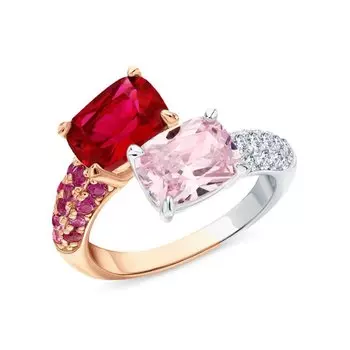 Серебряное кольцо с фианитами и корундом синтетическим