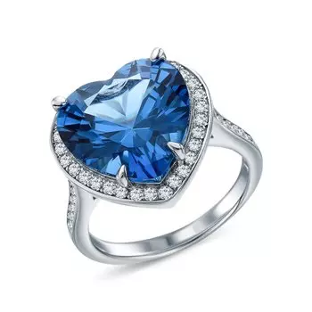 Серебряное кольцо с фианитами и со шпинелью