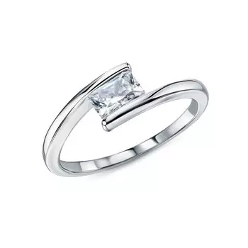 Серебряное кольцо с фианитом