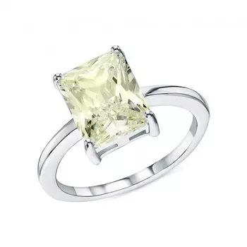 Серебряное кольцо с фианитом