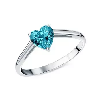 Серебряное кольцо с ювелирным кристаллом