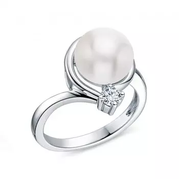 Серебряное кольцо с жемчугом и фианитами