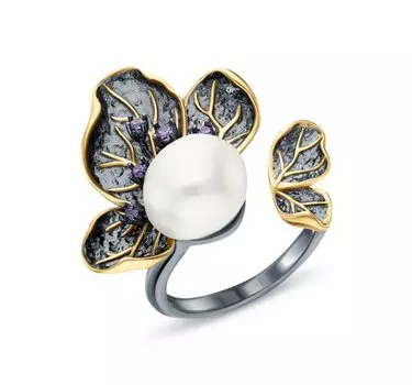 Серебряное кольцо с жемчугом и фианитами