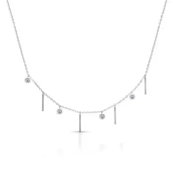 Серебряное шейное украшение с фианитами