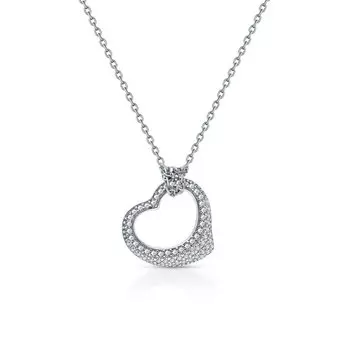 Серебряное шейное украшение с фианитами