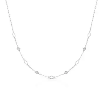 Серебряное шейное украшение с фианитами