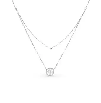 Серебряное шейное украшение с фианитами