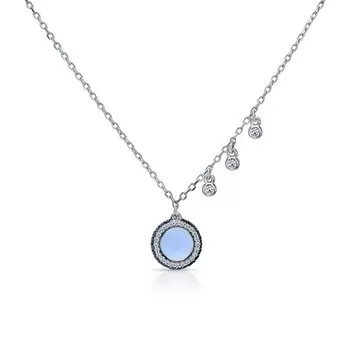 Серебряное шейное украшение с фианитами