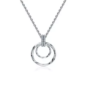 Серебряное шейное украшение с фианитами