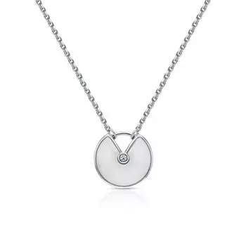 Серебряное шейное украшение с фианитами