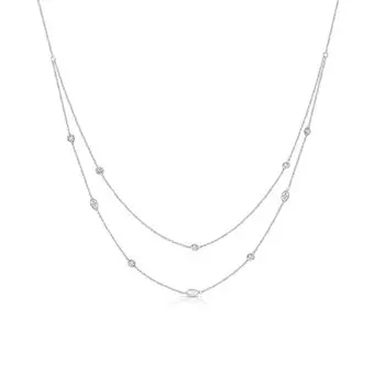 Серебряное шейное украшение с фианитами