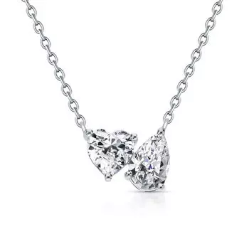 Серебряное шейное украшение с фианитами