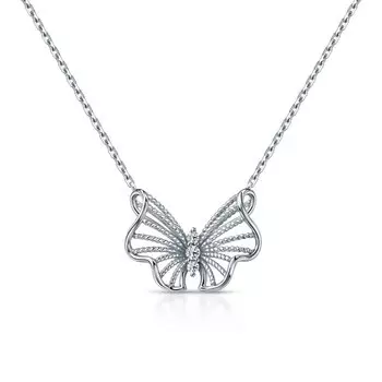 Серебряное шейное украшение с фианитами