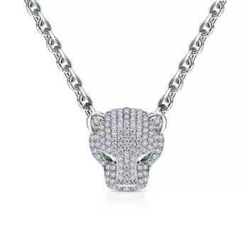 Серебряное шейное украшение с фианитами