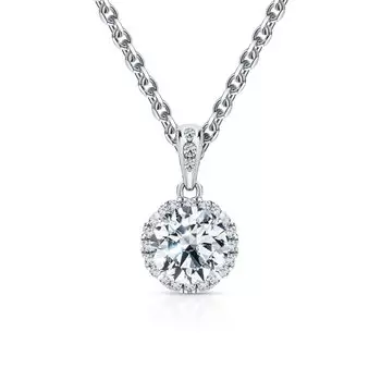 Серебряное шейное украшение с фианитами