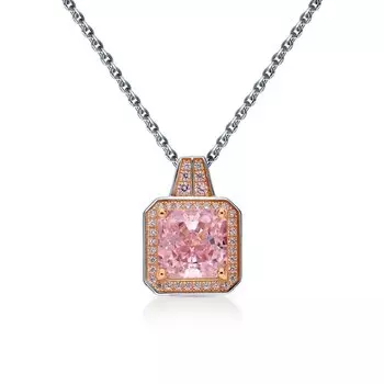 Серебряное шейное украшение с фианитами