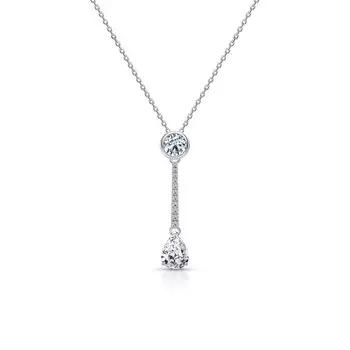 Серебряное шейное украшение с фианитами