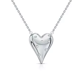 Серебряное шейное украшение с фианитами