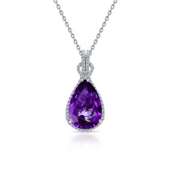 Серебряное шейное украшение с фианитами