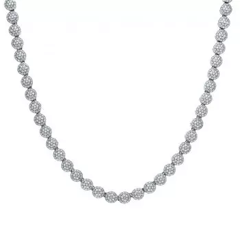 Серебряное шейное украшение с фианитами