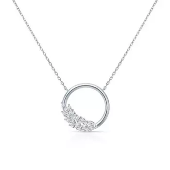 Серебряное шейное украшение с фианитами