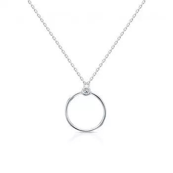 Серебряное шейное украшение с фианитами