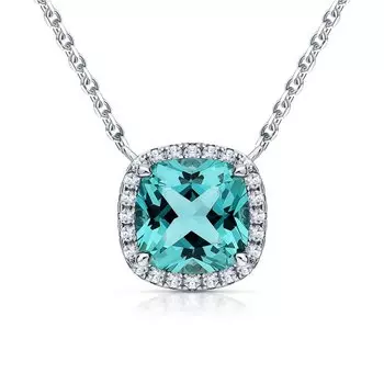 Серебряное шейное украшение с фианитами и алпанитом