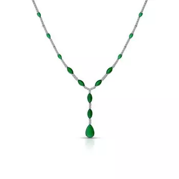 Серебряное шейное украшение с фианитами и алпанитом