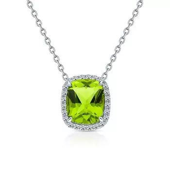 Серебряное шейное украшение с фианитами и алпанитом