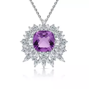 Серебряное шейное украшение с фианитами и аметистами природными