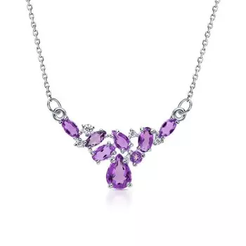 Серебряное шейное украшение с фианитами и аметистами природными