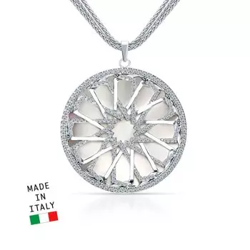 Серебряное шейное украшение с фианитами и перламутром природным