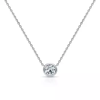 Серебряное шейное украшение с фианитом