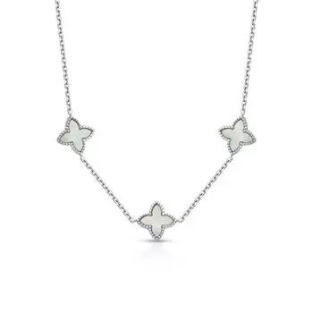 Серебряное шейное украшение с перламутром природным