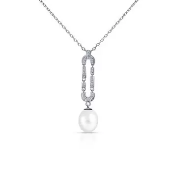 Серебряное шейное украшение с жемчугом и фианитами