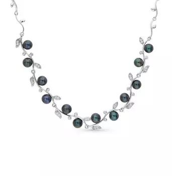 Серебряное шейное украшение с жемчугом и фианитами