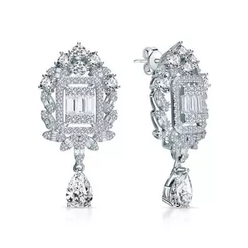 Серебряные серьги с фианитами