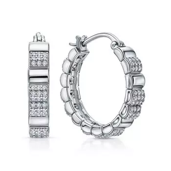 Серебряные серьги с фианитами