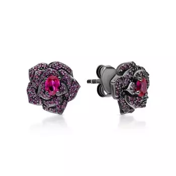 Серебряные серьги с синтетическим корундом