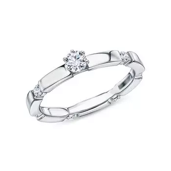 Золотое кольцо с бриллиантами природными