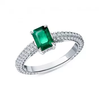 Золотое кольцо с бриллиантами природными и изумрудами природными