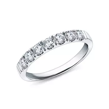 Золотое кольцо с бриллиантами выращенными