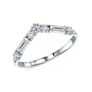 Золотое кольцо с бриллиантами выращенными