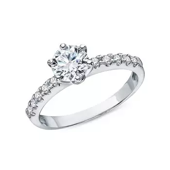 Золотое кольцо с бриллиантами выращенными