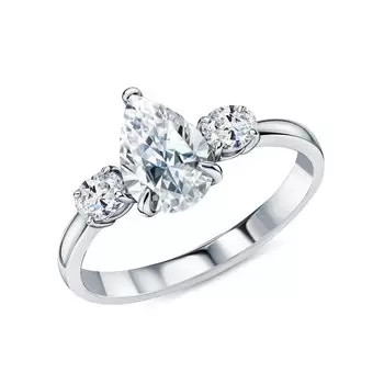 Золотое кольцо с бриллиантами выращенными