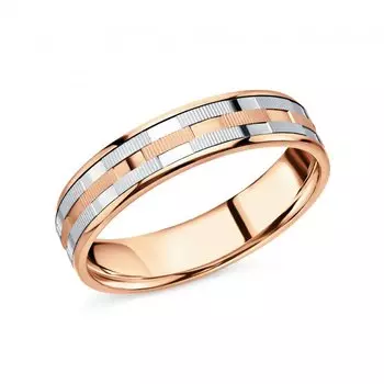 Золотое обручальное кольцо